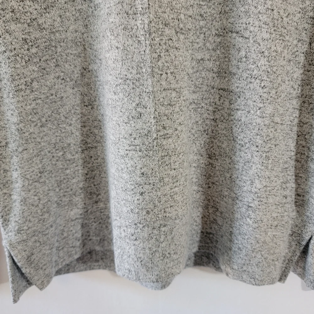 NEW Rails Women's Gray Long Sleeve Crewneck Top XS Soft Minimalist Y2K Cozy
